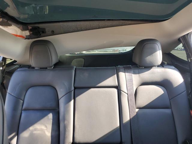 5YJYGDEF4LF038470 Tesla 2020