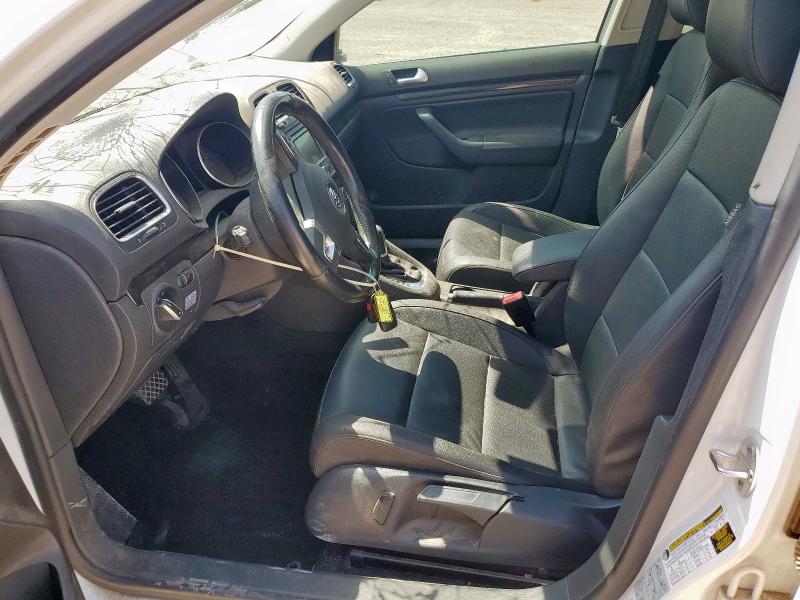 3VWPL7AJ4EM621135 Volkswagen 2014