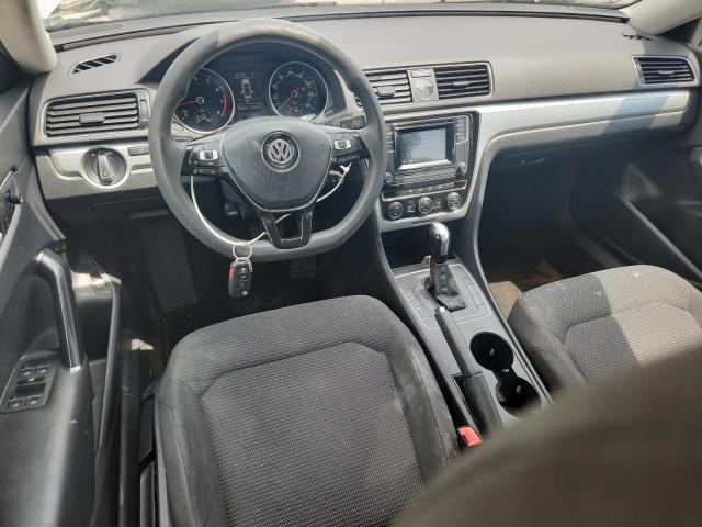 1VWAS7A32GC033149 Volkswagen 2016