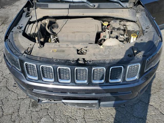 3C4NJCBB0HT647547 Jeep 2017