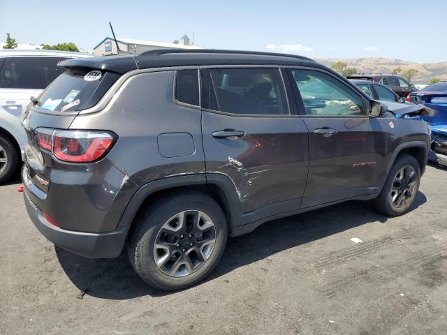 3C4NJDDB8HT674627 Jeep 2017