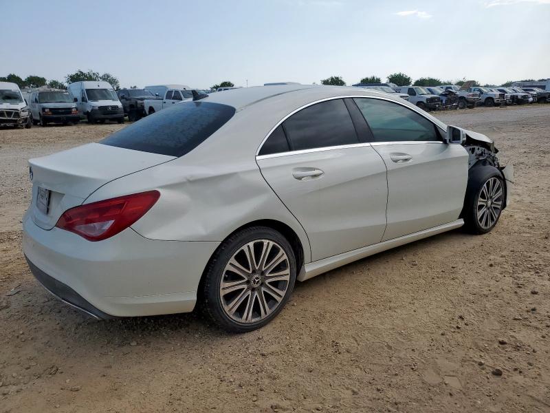WDDSJ4EBXHN468135 Mercedes-Benz CLA 250