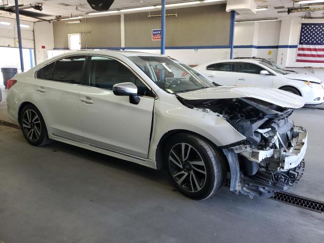 4S3BNAR63J3014188 Subaru u5