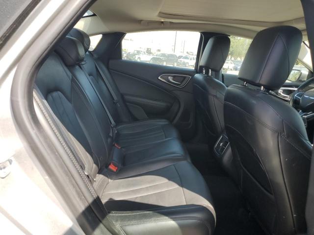 1C3CCCCB4GN105287 Chrysler 200
