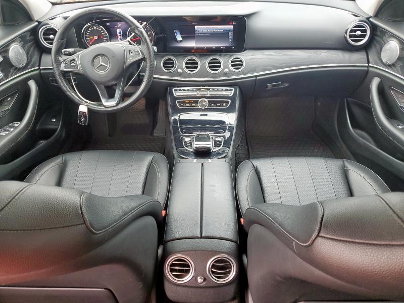 WDDZF4KB1HA140260 Mercedes-Benz E 300 4MAT