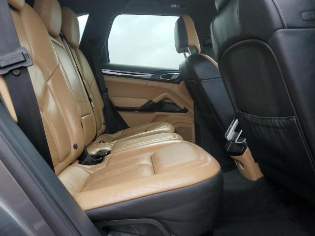 WP1AA2A21GKA15990 Porsche 2016