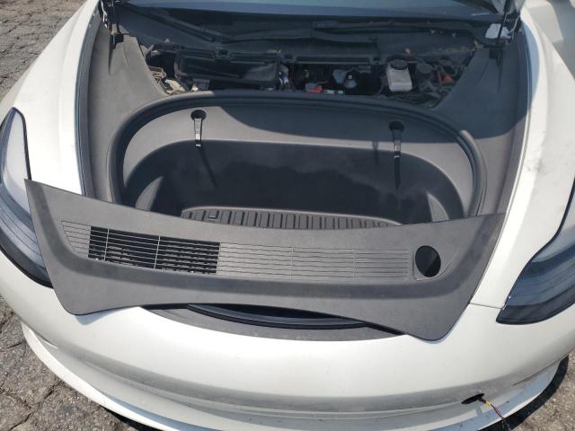 5YJ3E1EA8NF203832 Tesla MODEL 3
