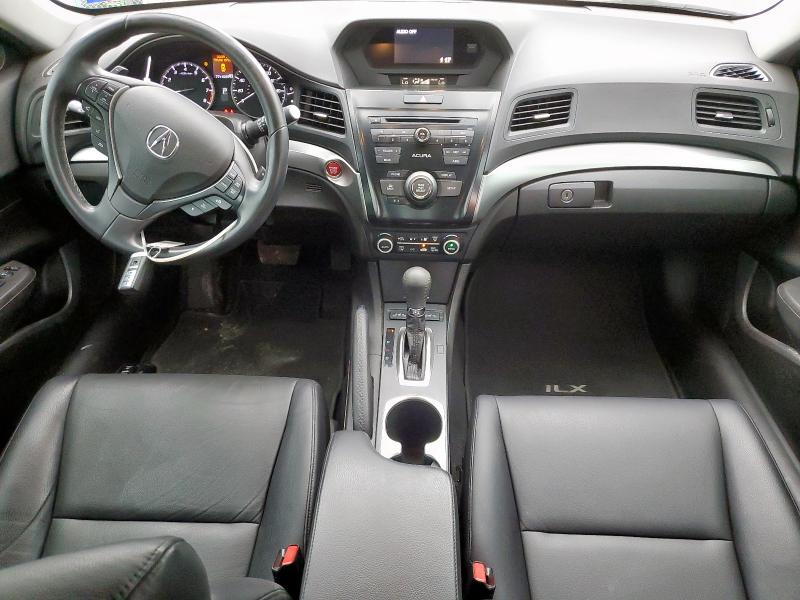 19UDE2F32HA016000 Acura ILX BASE W
