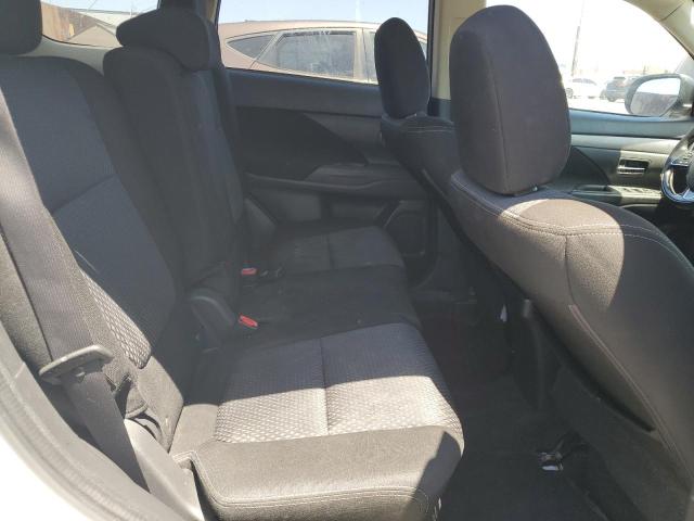 JA4AD3A36HZ027238 Mitsubishi Outlander