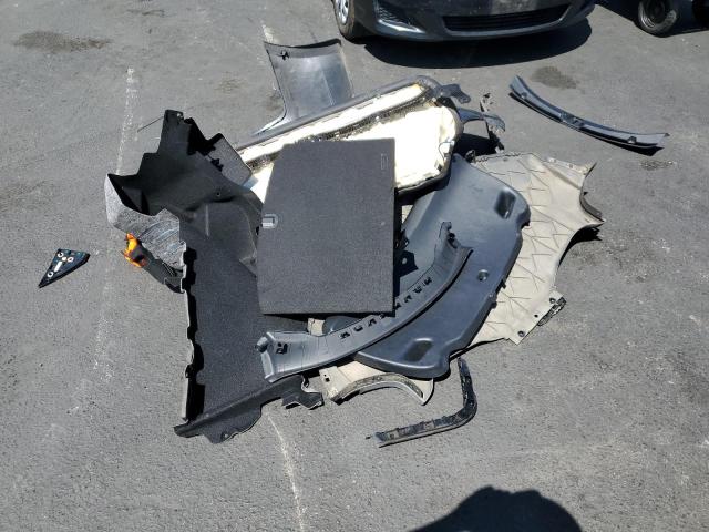5YJ3E1EA7JF049334 Tesla 2018