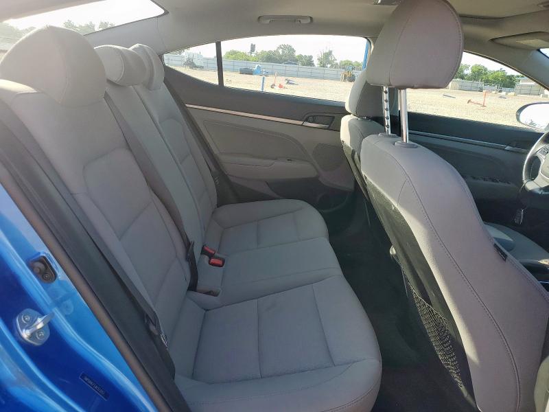 5NPD84LF2JH373157 Hyundai ELANTRA SE