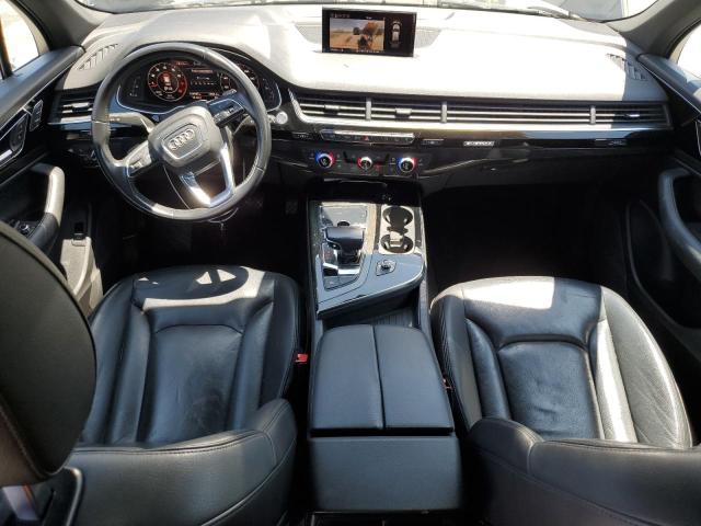 WA1LAAF78HD009340 Audi 2017