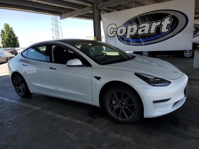5YJ3E1EA6NF107360 Tesla 2022