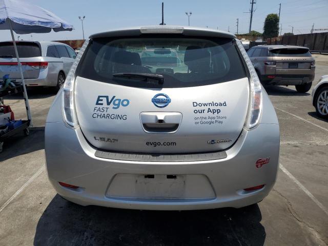 1N4BZ0CP8GC302657 Nissan 2016
