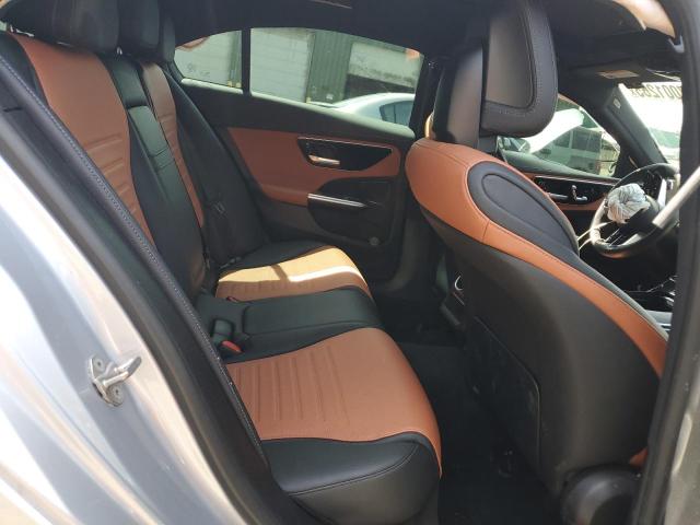 W1KAF4HB3NR047063 Mercedes-Benz C 300 4MAT