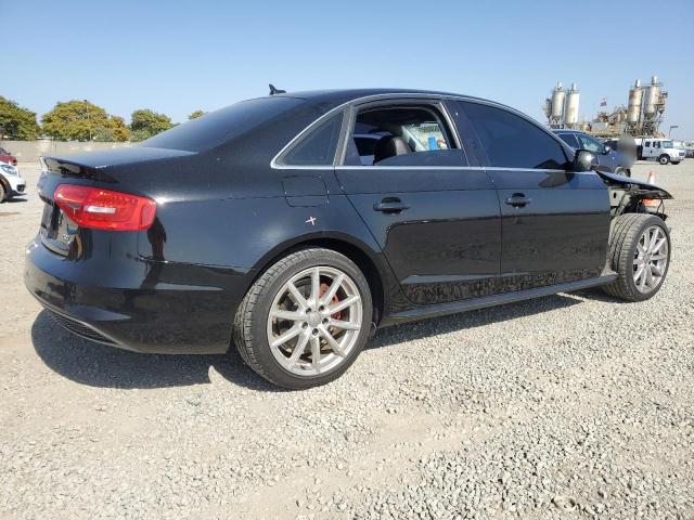 WAUFFBFL6FN032076 Audi A4 PREMIUM