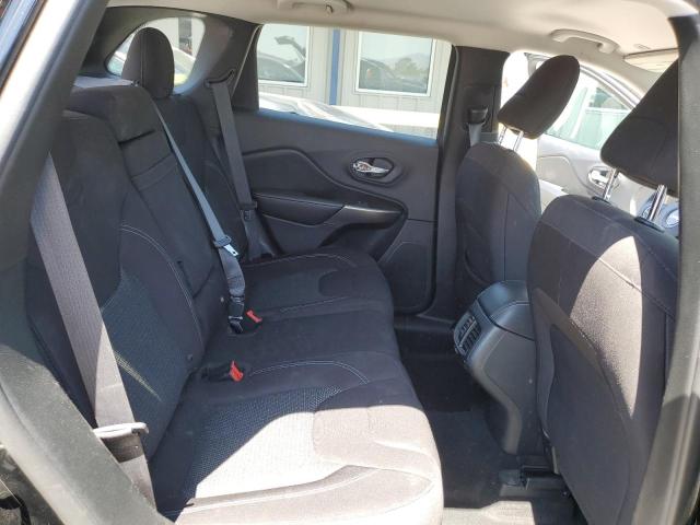 1C4PJLCB1KD327111 Jeep 2019