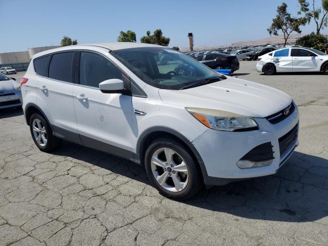 1FMCU9GX2EUE42010 Ford Escape