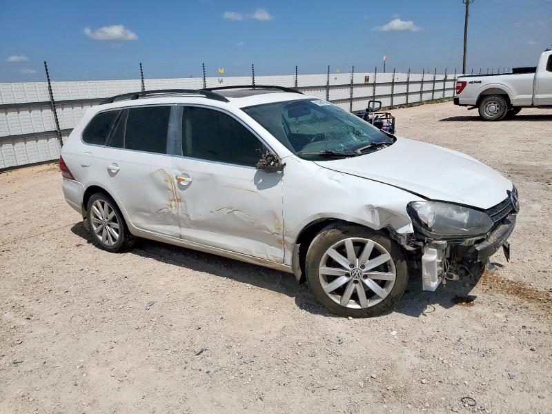 3VWPL7AJ4EM621135 Volkswagen 2014