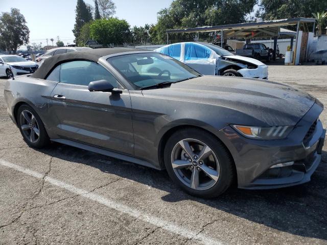 1FATP8EM3F5332907 Ford 2015