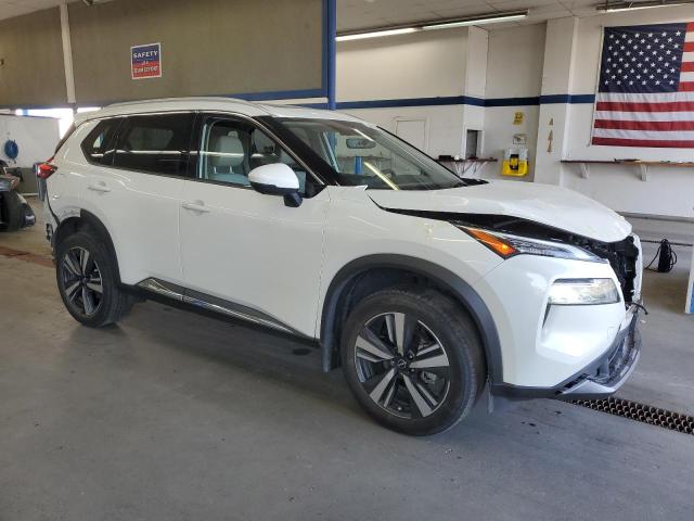 JN8BT3CB4PW463138 Nissan Rogue Sl