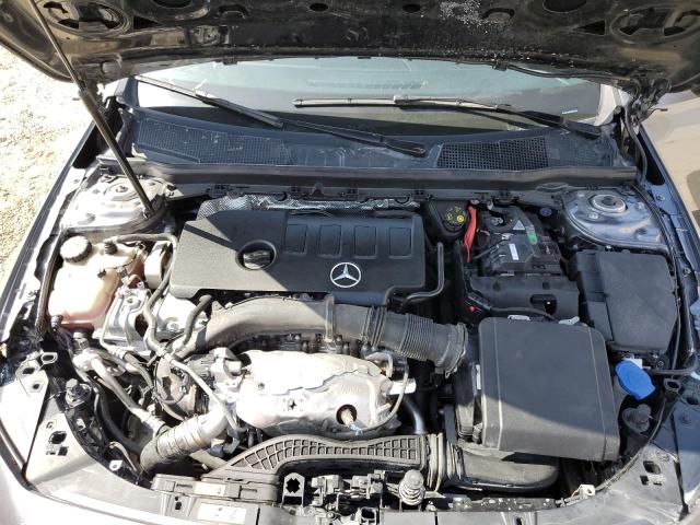W1K3G4EB0MJ300380 Mercedes-Benz m260