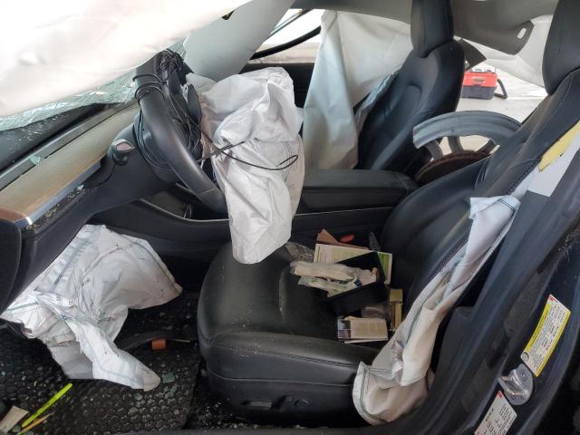 5YJ3E1EA2JF061083 Tesla 2018