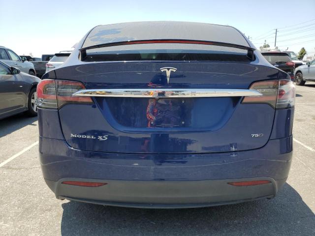 5YJXCDE20JF113683 Tesla 2018