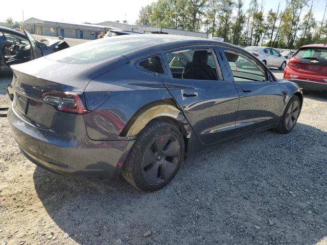 5YJ3E1EBXNF339680 Tesla 2022