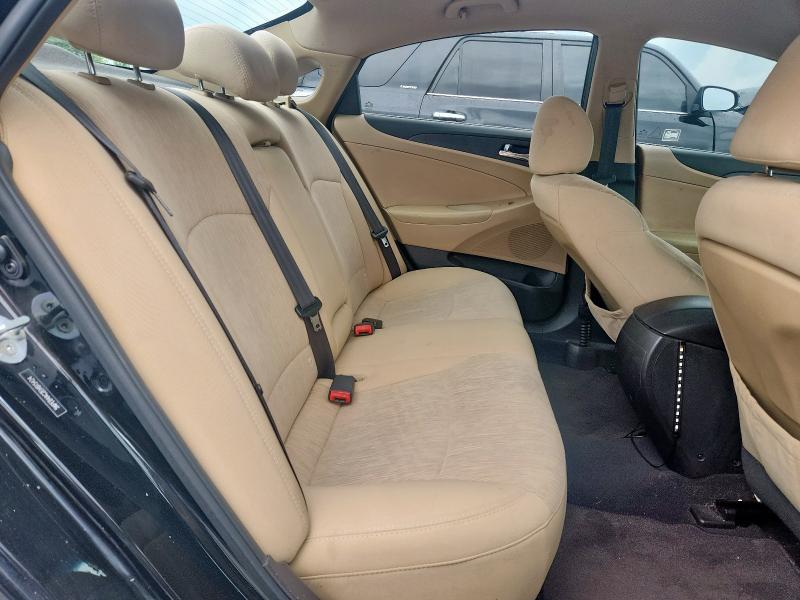 5NPEB4AC2EH815424 Hyundai SONATA GLS