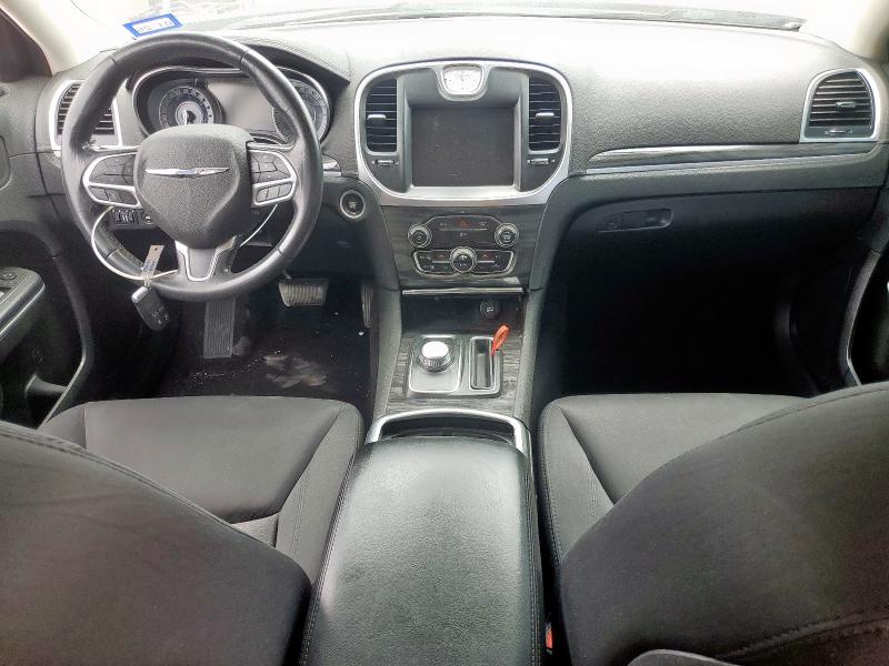 2C3CCAAG7KH690628 Chrysler 300 TOURIN