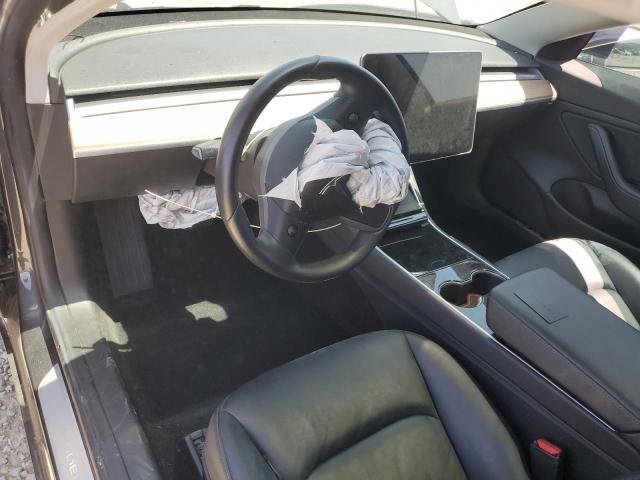 5YJ3E1EB4JF121101 Tesla 2018