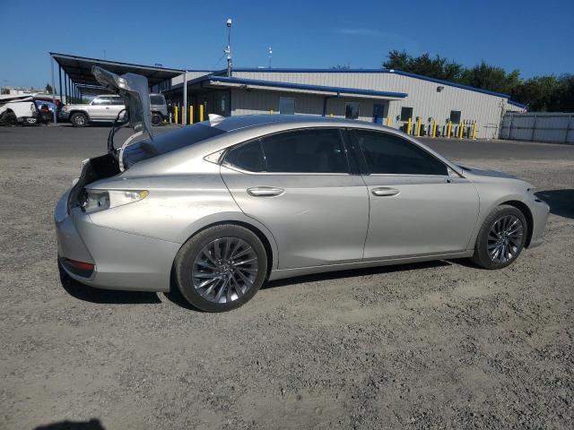 58AFA1C11RU041670 Lexus a25a-fxs, 3nm
