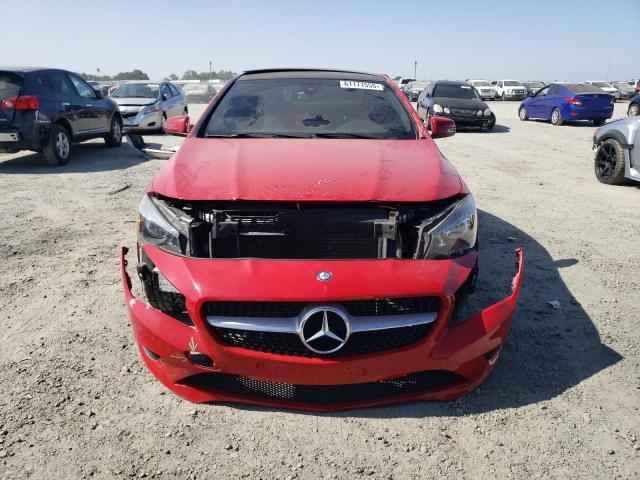 WDDSJ4GBXFN215889 Mercedes-Benz CLA-Class