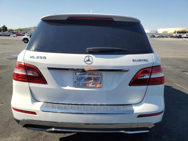 4JGDA0EB1FA487961 Mercedes-Benz Ml-Class