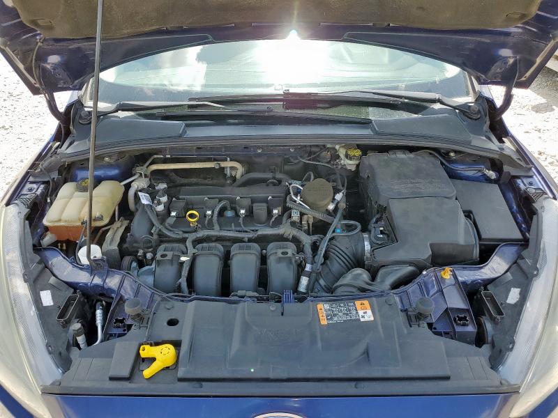 1FADP3K2XGL239258 Ford FOCUS SE