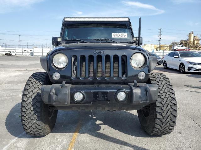 1C4BJWDG5EL327483 Jeep Wrangler