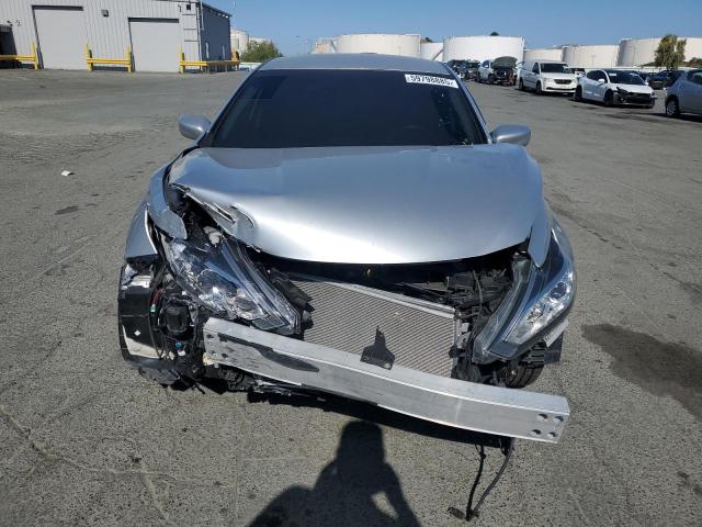 1N4AL3AP5HC277977 Nissan 2017