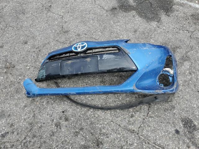 JTDKDTB36F1587118 Toyota PRIUS C