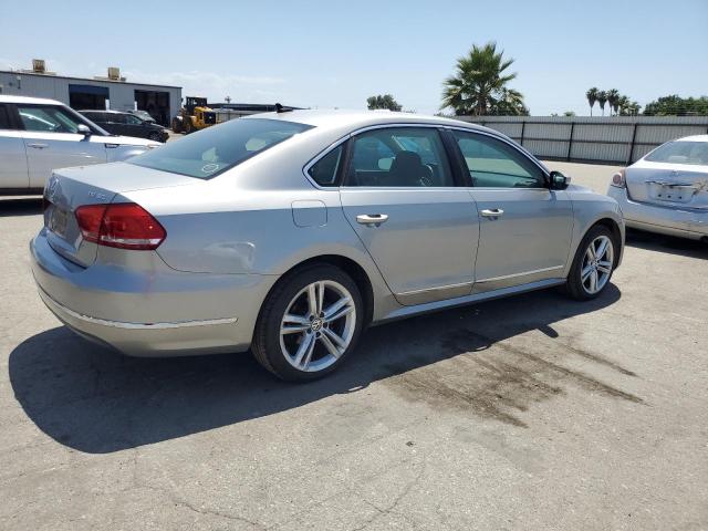 1VWCT7A34EC073073 Volkswagen 2014