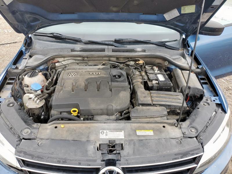 3VW3A7AJ1FM231762 Volkswagen 2015