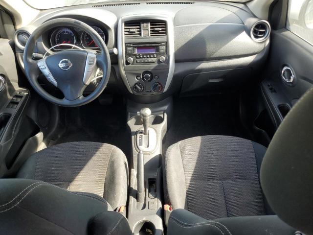 3N1CN7AP1FL842752 Nissan 2015