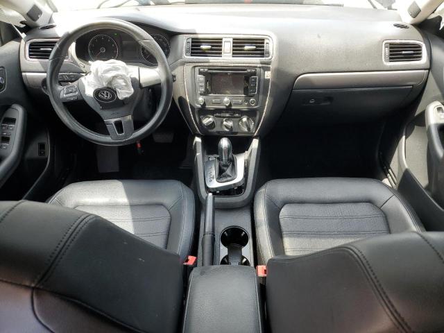 3VWL17AJ2EM440524 Volkswagen 2014