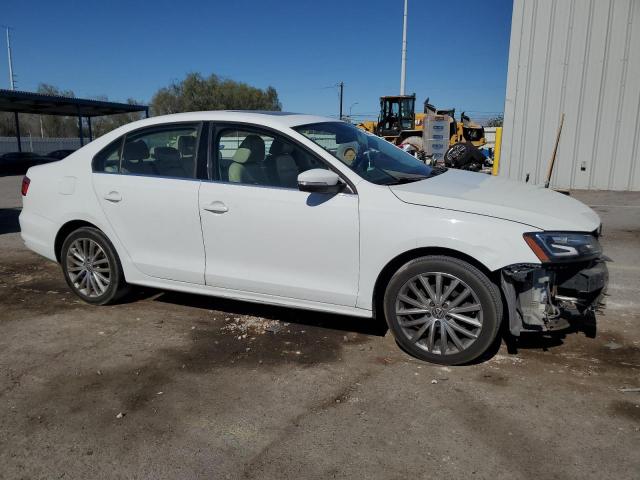 3VWD17AJ3FM321712 Volkswagen 2015