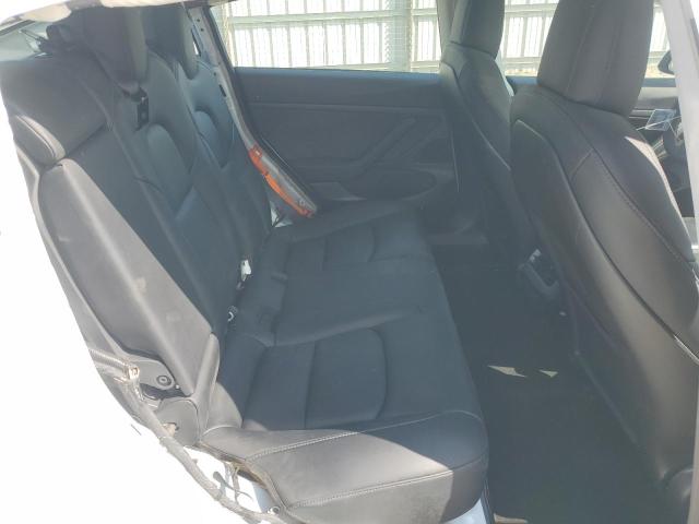 5YJ3E1EA9LF613066 Tesla 2020