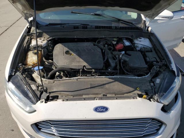 3FA6P0HD1GR329514 Ford FUSION SE
