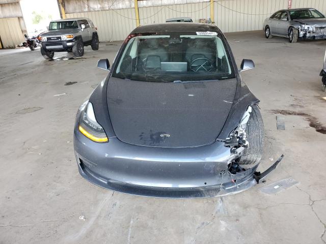 5YJ3E1EA8KF400205 Tesla 2019