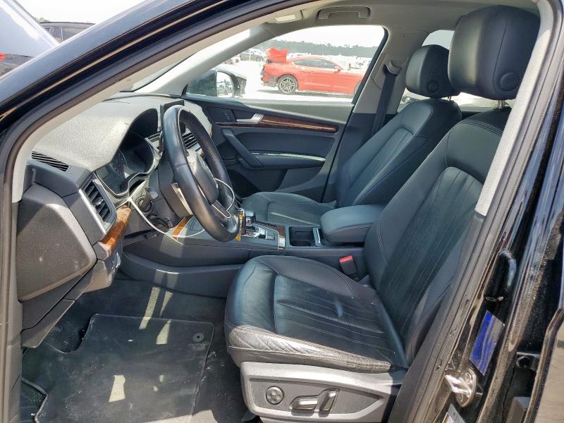 WA1ANAFY1J2140261 Audi Q5 PREMIUM