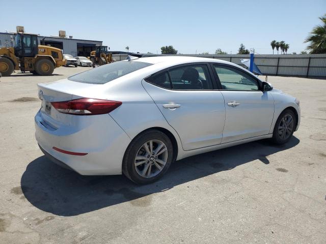 KMHD84LF4JU609552 Hyundai ELANTRA SE