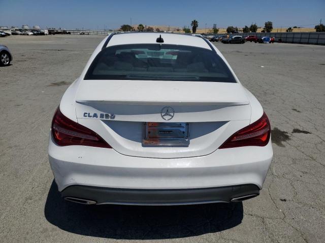WDDSJ4EB8KN744108 Mercedes-Benz m270